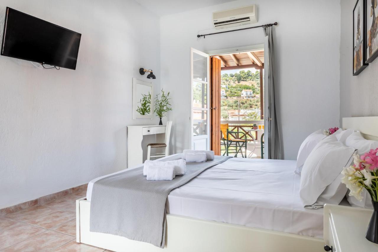 Konstantina Studios Skopelos stad Exteriör bild